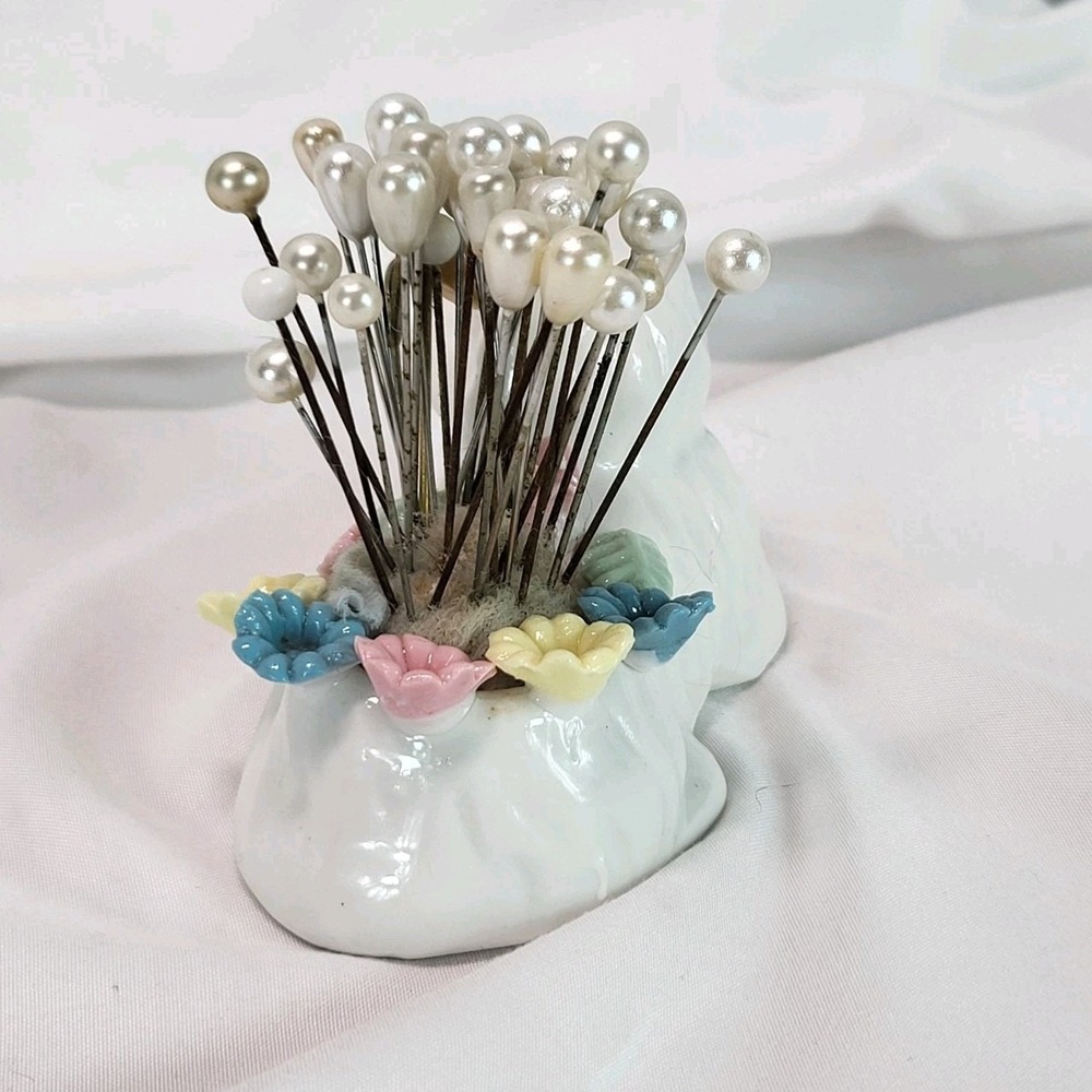 Vintage Ceramic White Cat Pin Cushion with Pearlized Hat Pins Floral Detail - Picture 3 of 13